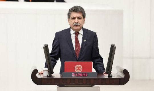 KANKO; GENÇLERİN EVLENMESİNİ İSTİYORSANIZ TOKİ EV VERSİN!