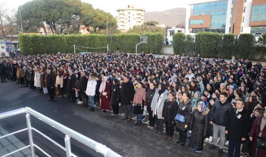 Petkim Ortaokulu’nda, ‘hüzünlü’ tören
