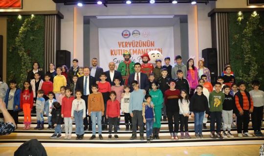 Başkan Şener Söğüt, yetim ve öksüz çocuklarla iftar açtı