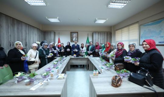 Başkan Tahir Büyükakın, Kadın çiftçilerimizin üretime katkısı çok değerli