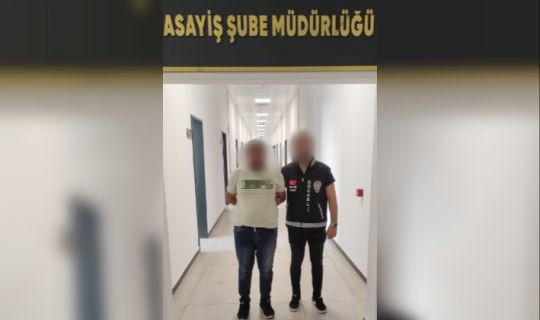 Bina içinde, HIRSIZLIK suçundan aranan şahıs yakalandı