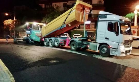 Gece Mesaisiyle, Asfalt Çalışmaları Yapıldı