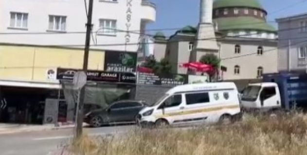 Çayırova'da Husumet Nedeniyle Çıkan Tartışmada Kanlı Olay
