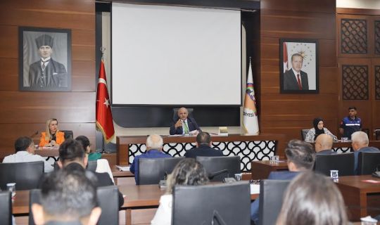 Körfez Belediyesi'nin, 2025 Bütçesi 2 Milyar 80 Milyon TL Olarak Belirlendi