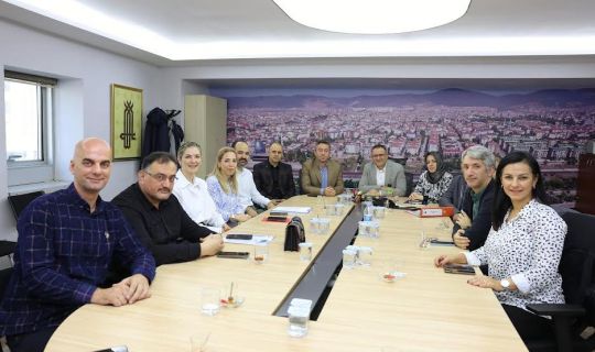 Derince Belediye Başkanı, Av. Gökçe, Telekom Yetkilileri ile Toplantı Düzenledi