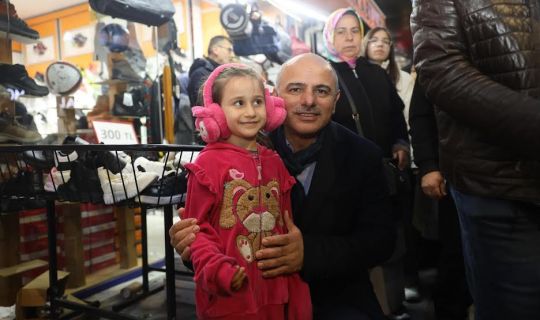 Körfez Belediye Başkanı Şener Söğüt, Esnafı Ziyaret Etti