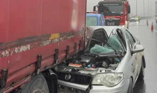 Ölü ve Yaralılarla Sonuçlanan Kaza TEM Otoyolu'nda Meydana Geldi