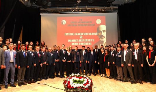 İSTİKLAL MARŞI'NIN 104. YILI KÖRFEZ'DE COŞKUYLA KUTLANDI