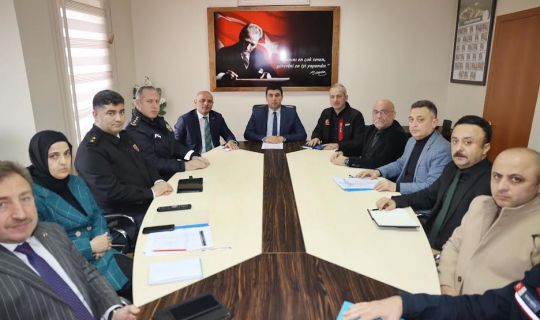 KÖRFEZ'DE DEPREME HAZIRLIK TOPLANTISI DÜZENLENDİ