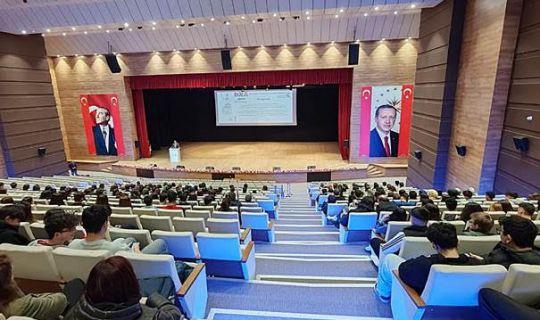 DNA Günü Gençleri Bilimin İzinde Buluşturdu.