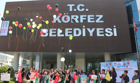GAZZE'DEKİ İNSANLIK DRAMASI KÖRFEZ BELEDİYESİ ÇOCUK MECLİSİNDE KONUŞULDU
