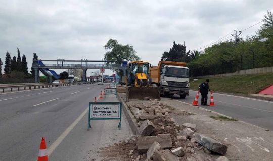 KOCAELİ BÜYÜKŞEHİR, KİRAZLIYALI'DA DURAK CEBİ İNŞA EDİYOR