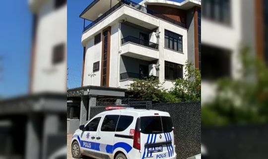 Kadın doğal gaz borusuna asılı halde ölü bulundu