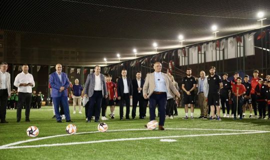 Körfez Kent Spor Kompleksi, Görkemli Törenle Açıldı
