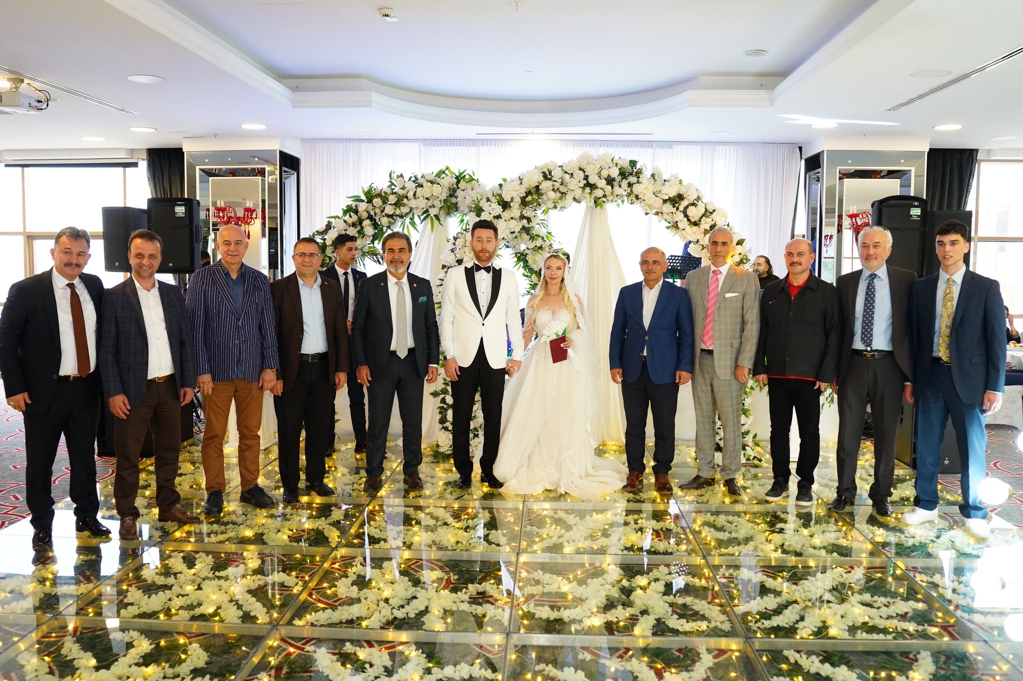 Bozalan Dünya evine girdi