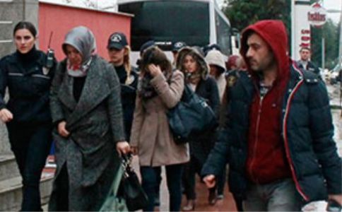 Adliye'ye katip olup sızmışlar