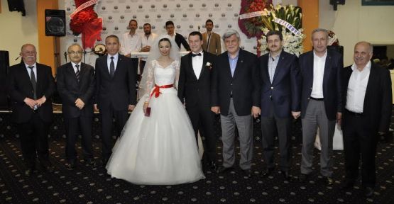  Albayrak ve Morgül   ailelerinin mutlu günü