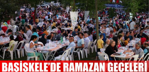 Başiskele sahilinde Ramazan gecesi