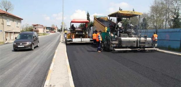 BAŞİSKELE’de hergün 55 ton asfalt seriliyor