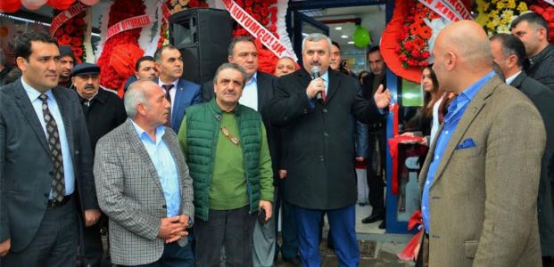  Başkan Baran, Tütünçiftlik Eczanesinin Açılışını Yaptı