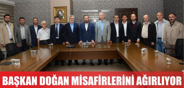 Başkan Doğan misafirlerini ağırlıyor