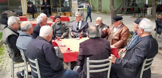  Başkan Ellibeş Halıdere’de Esnaf Ve Vatandaşları Dinledi