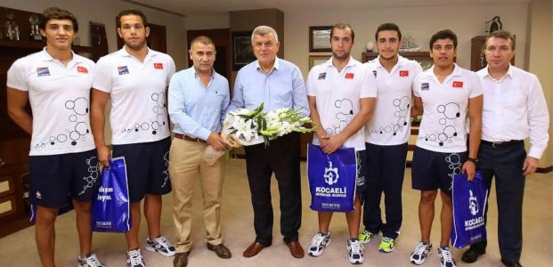 Başkan Karaosmanoğlu, Dünya Şampiyonlarını ağırladı
