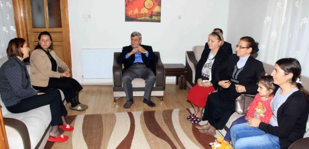 Başkan Karaosmanoğlu’ndan, Dilek Tan’a başsağlığı ziyareti