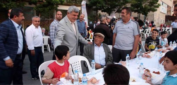  Başkan, ‘’Ramazan ayının bereketi her yerde’’