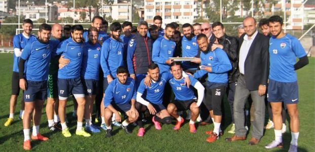  Birlikspor’da Suni Çim Alarmı