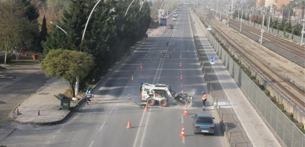 Büyükşehir otoparkı girişine sinyalize kavşak yapılıyor