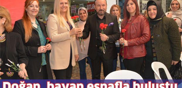 Doğan Bayan esnaflarla kahvaltıda buluştu