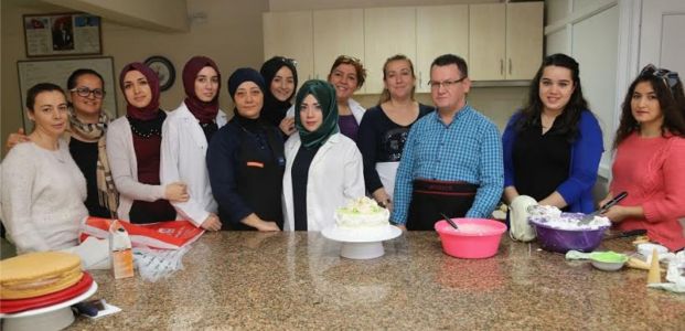 İşin ehlinden ustalara pastacılık eğitimi