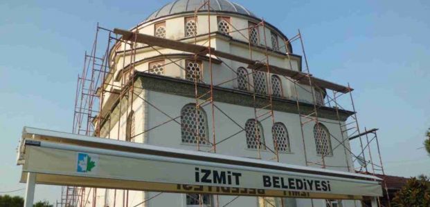 İZMİT BELEDİYESİ’NDEN KÖY CAMİSİNE ISI YALITIMI