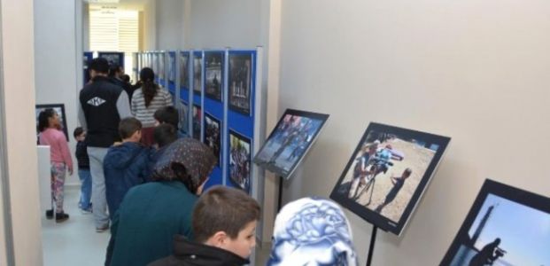 Kamera Arkası Gazetecileri Fotoğraf Sergisi Açıldı