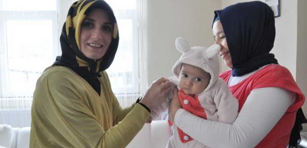  Kandıra Belediyesi'den yeni bebek sahibi ailelere ziyaret