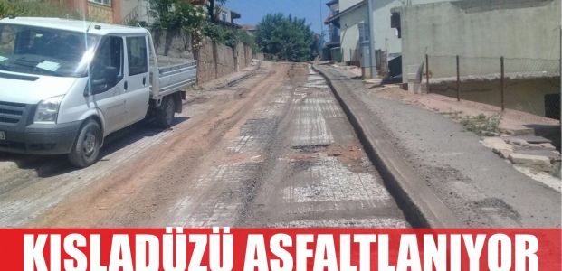  Kışladüzü’nde asfalt serimi devam ediyor