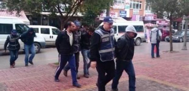  Kocaeli'de Torbacı Operasyonu: 37 Gözaltı