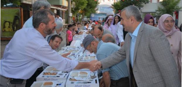  Körfez Belediyesi Mahalle Sakinlerini Buluşturmaya Devam Ediyor