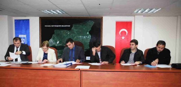 Körfez ve Derince için asfalt yama ihalesi yapıldı