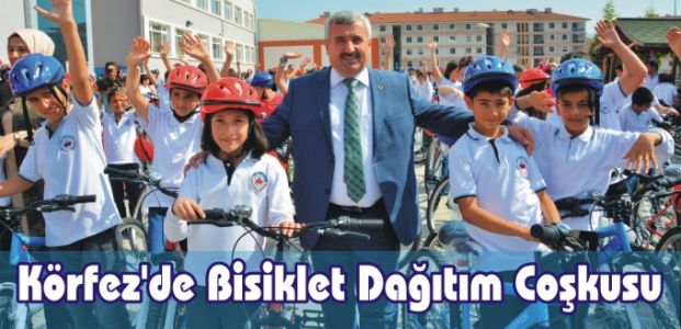  Körfez’de Bisiklet Dağıtım Coşkusu