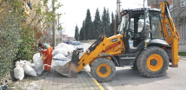  Körfez’de Çevreye Bırakılan Molozlar Toplanıyor