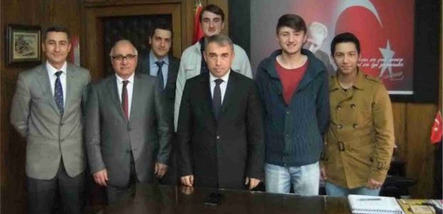  Lise Öğrencileri, Cep Telefonu Bağımlısı