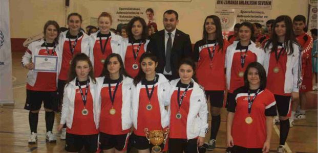 Liseler arası Futsal Turnuvası sonuçlandı