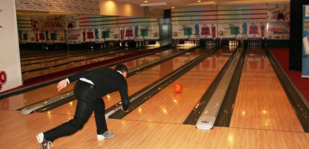  ÖĞRETMENLER BOWLİNG TURNUVASINDA YARIŞACAK