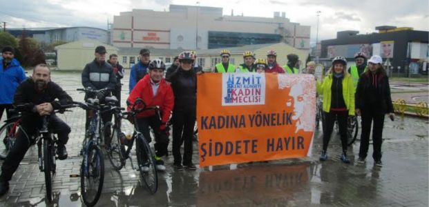  PEDALLAR KADINA ŞİDDETE HAYIR İÇİN ÇEVRİLDİ