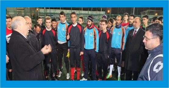 SP Körfez’den futbolculara baklava ikramı