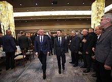 VALİ AKTAŞ VE BAŞKAN BÜYÜKAKIN, MAHALLE MUHTARLARIYLA İFTARDA BULUŞTU
