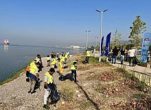 Körfez Belediyesi’nden Kıyı Temizliğine Örnek Proje