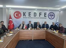 KEDFE’de Dayanışma Nöbeti: Alican Kazgan, federasyon binasını ziyaret etti